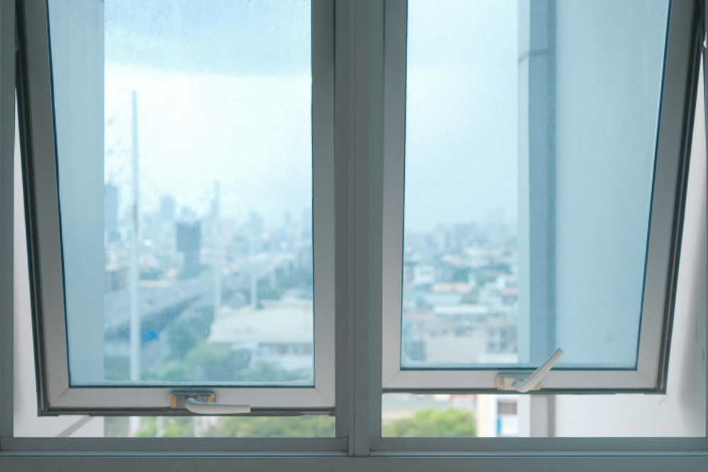 Eatonton Awning Windows